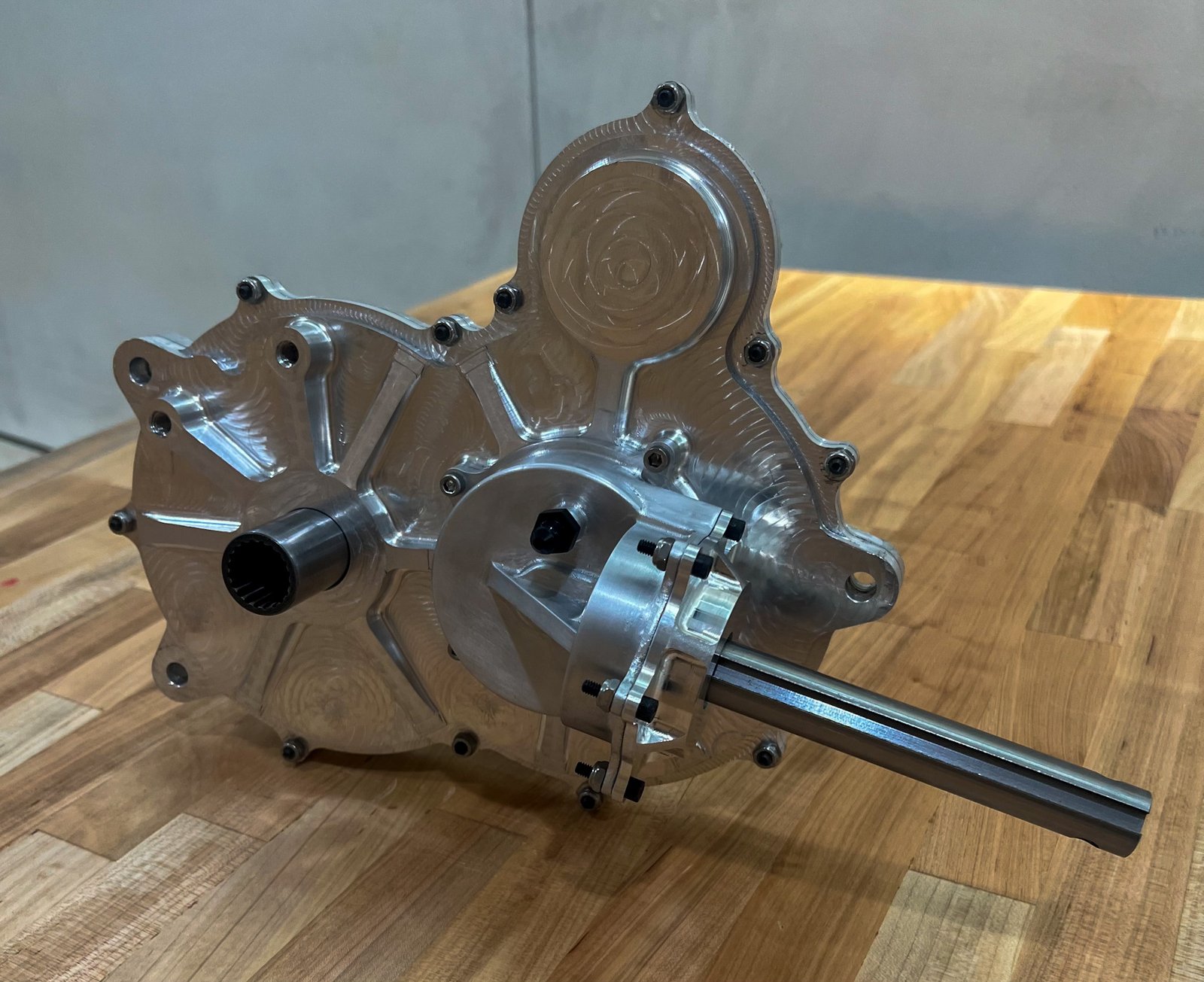 25/26 bevel reduction gearbox with prop shaft output